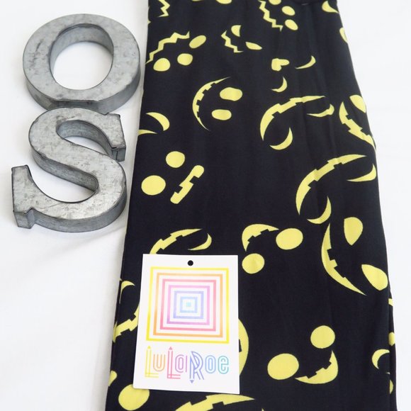 LuLaRoe Pants - NWT LuLaRoe Leggings One Size Pumpkin Face